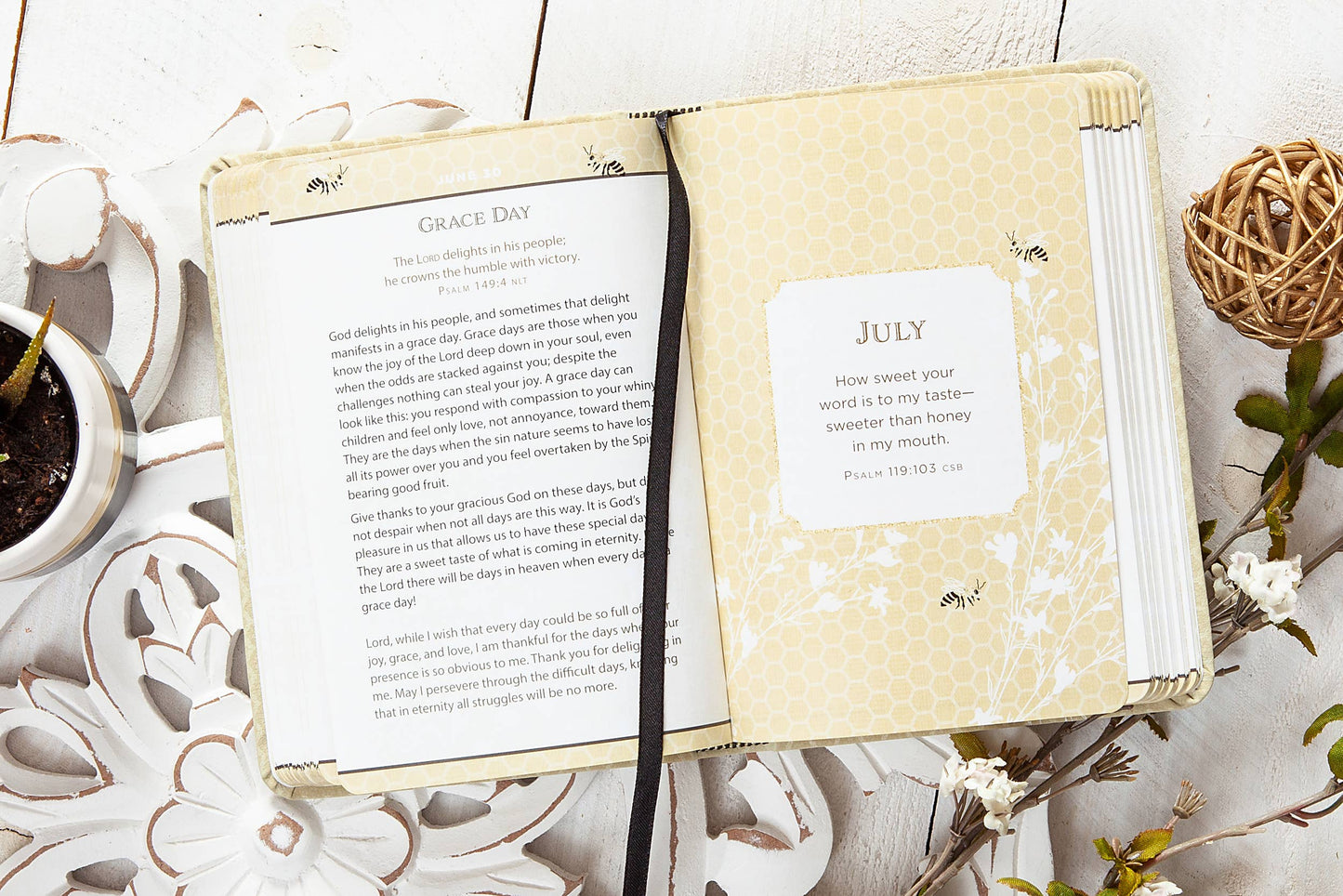 Sweeter Than Honey (Devotional, New Year New Me Gifts)