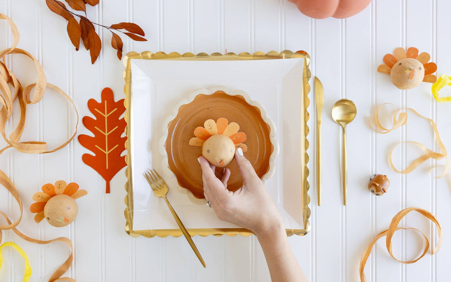 PGB1140 - Gold Ruffle Edge Plate