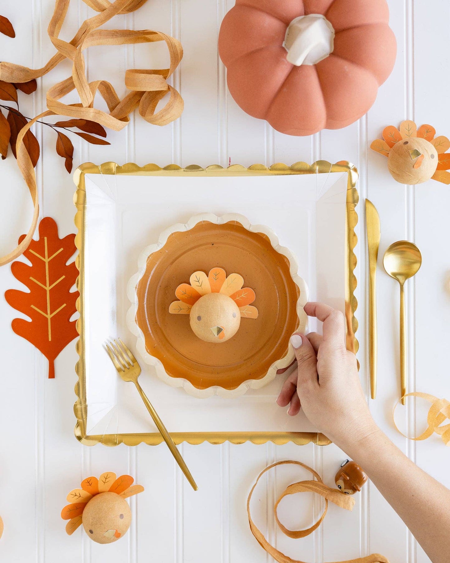 PGB1140 - Gold Ruffle Edge Plate