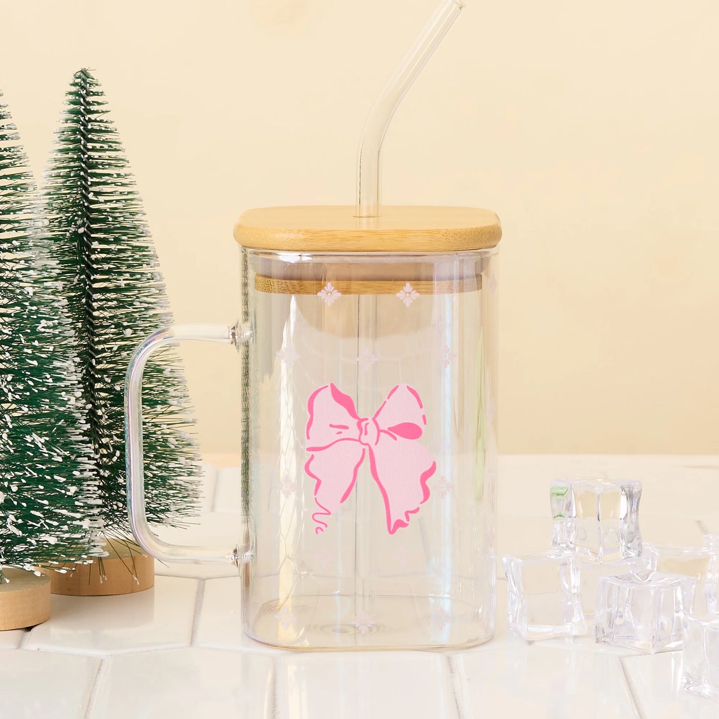 Bow 20 oz Square Glass Cup