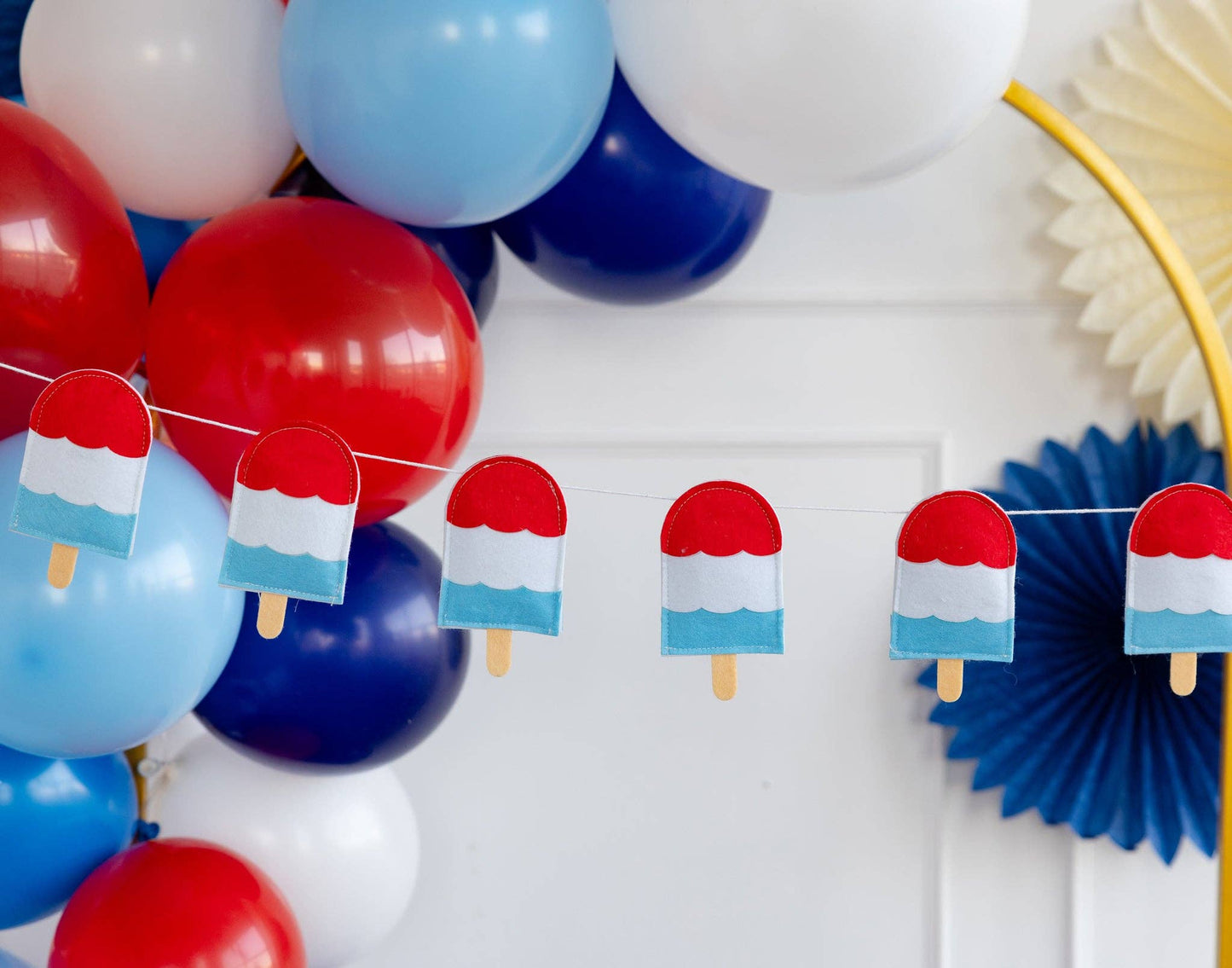 PLHB217 - Popsicle Puffy Felt Banner