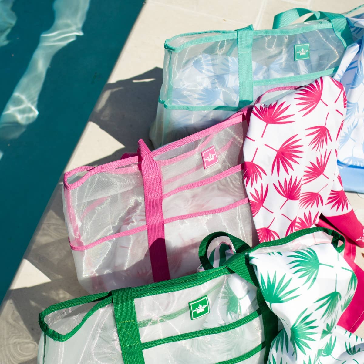 Grayton Beach Tote   White/Emerald   16.5x15x8.5