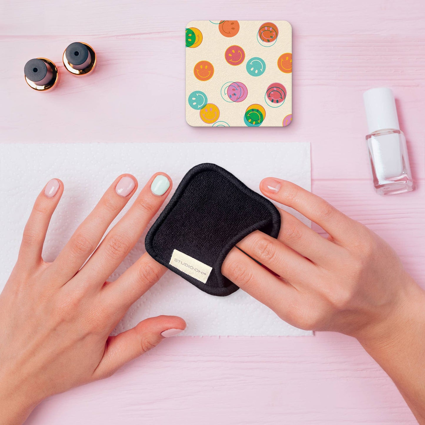 Happy Vibes Reusable Nail Polish Remover Kit