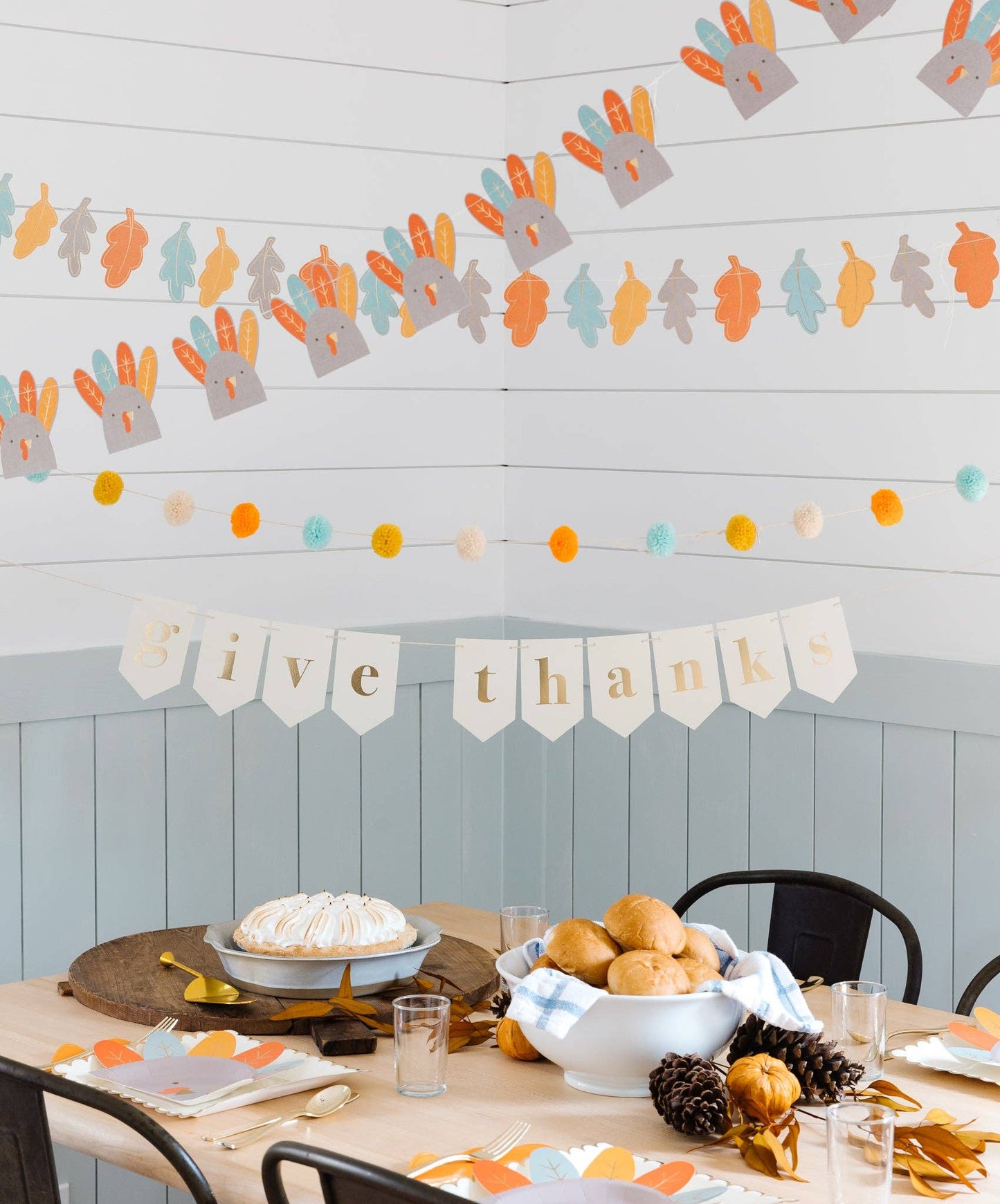 THP807 - Harvest Give Thanks Leaves Banner Set